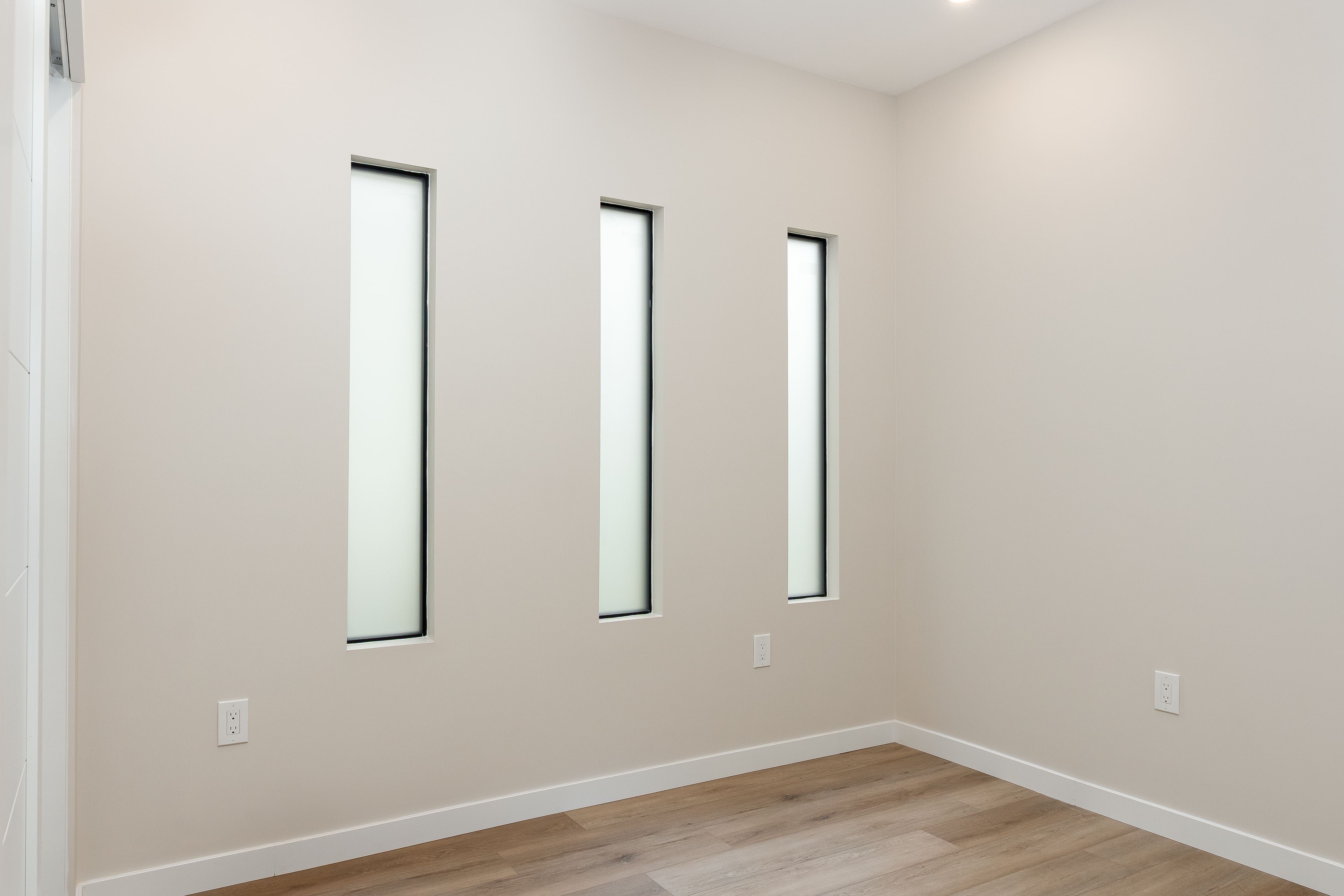 Premium white countertop detailing